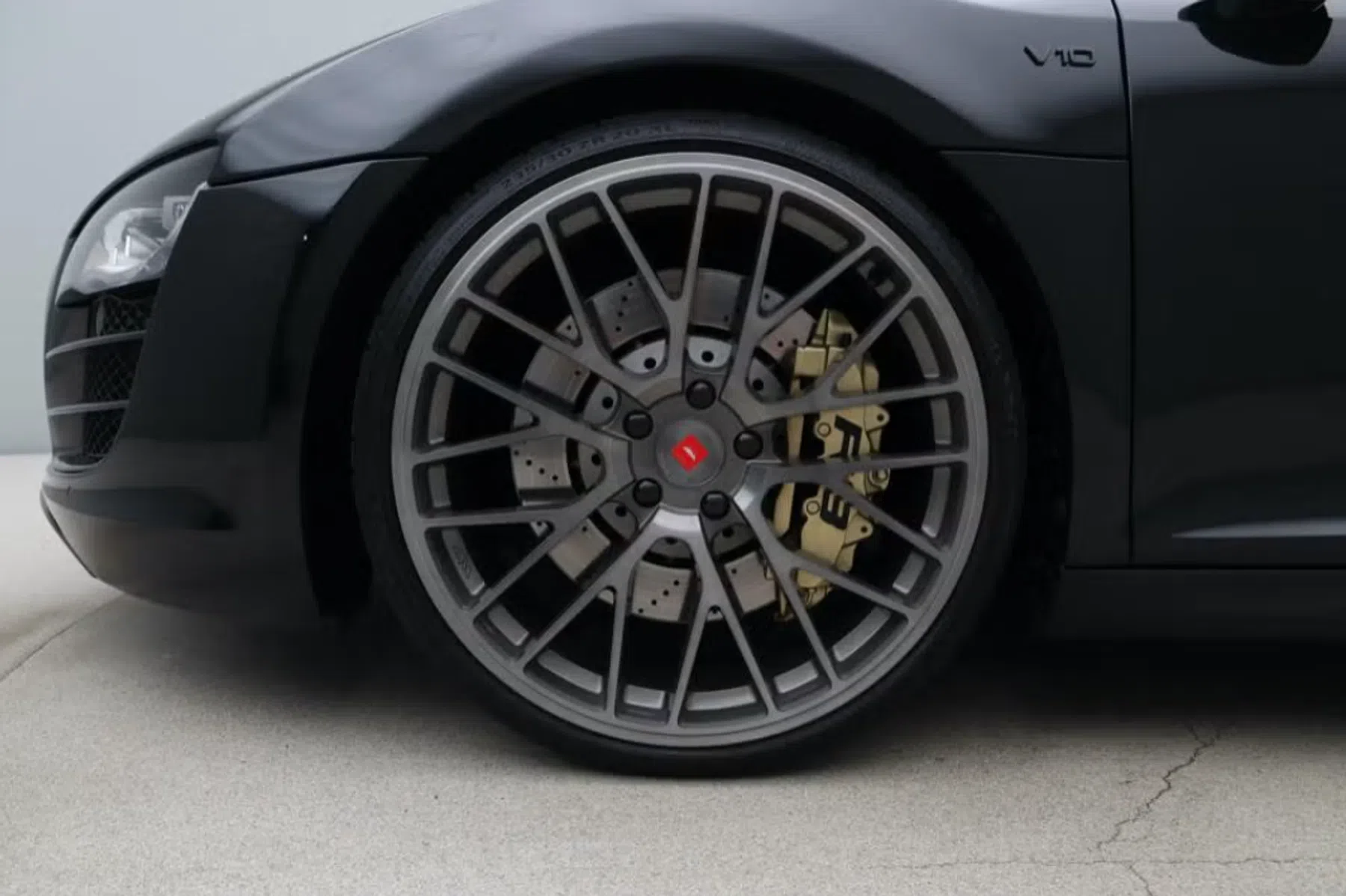 Audi R8 V10